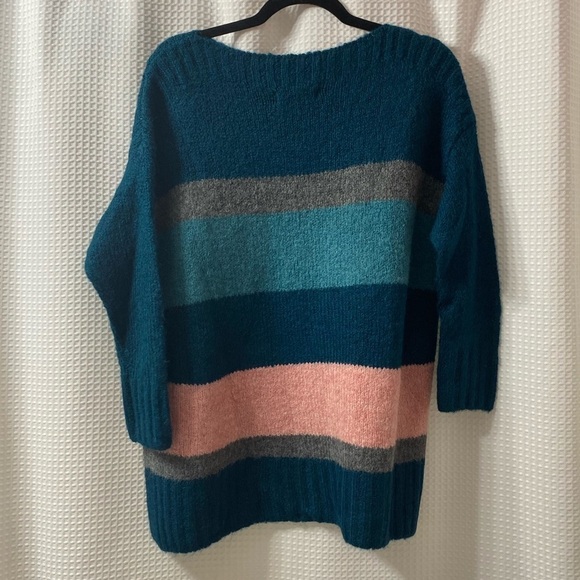 NWT L&G Oversized Striped Sweater - Picture 7 of 8
